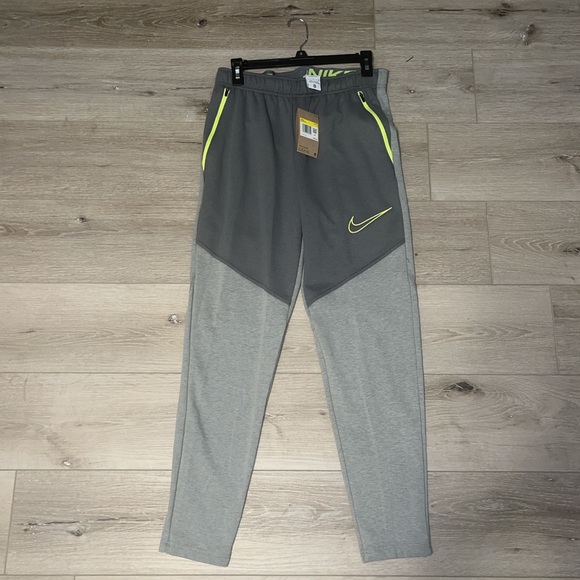 Nike Track pants - Picture 1 of 3